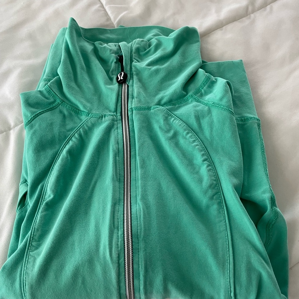 Lululemon Define Jacket - Size 8